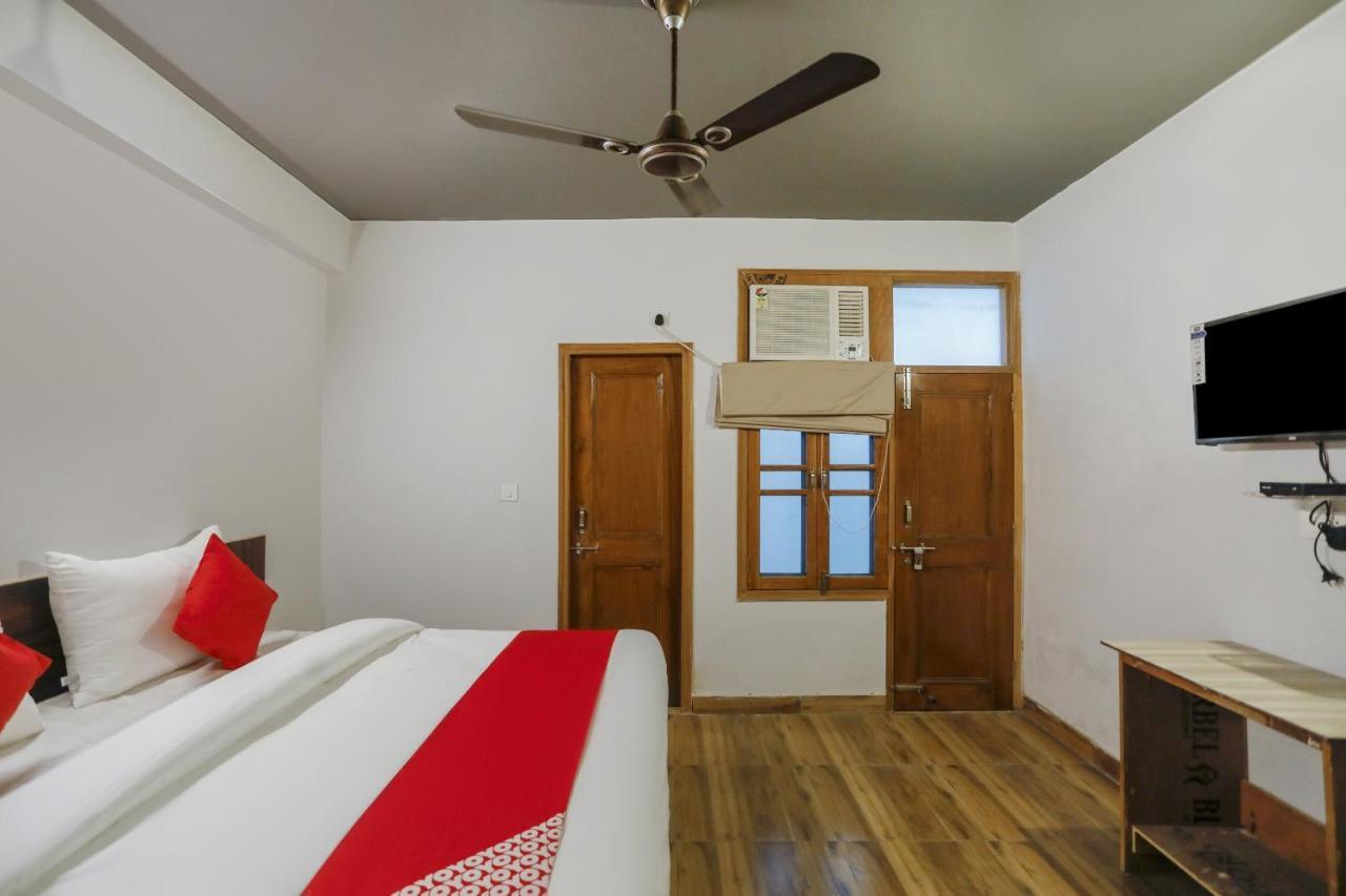 Flagship Hotel Discovery Near Pvr Ansal Plaza Greater Noida Εξωτερικό φωτογραφία